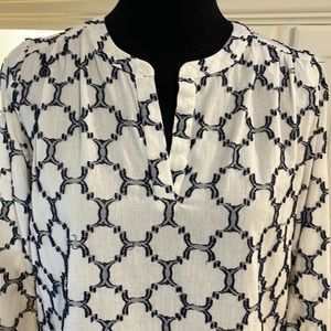 LOFT ladies blouse, size XS petite. Cream colored with black geometric design.